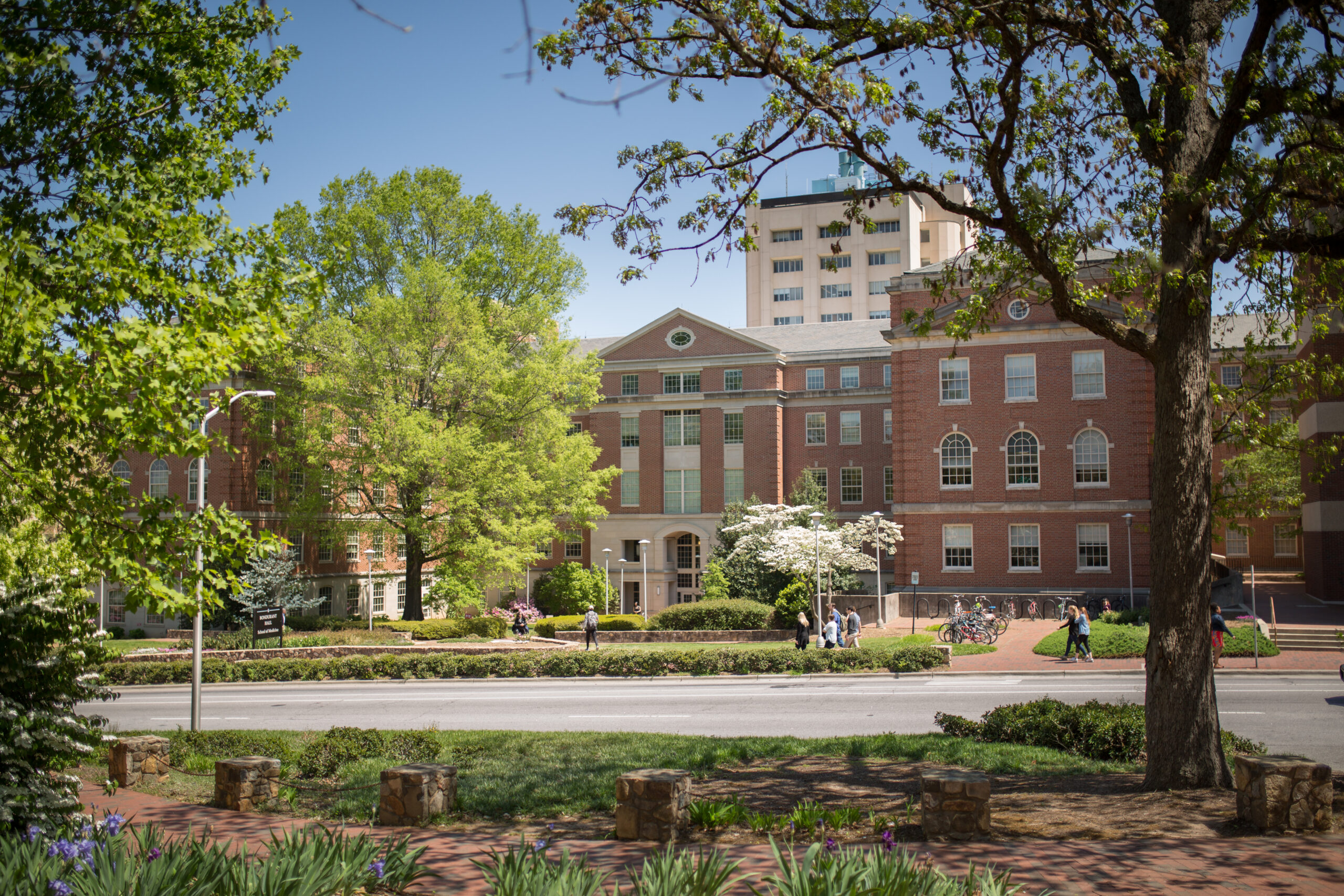 2021-2022 Jefferson-Pilot Fellowships in Academic Medicine and James W. Woods Junior Faculty Award Seminar