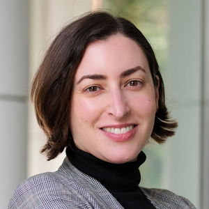 Portrait of Sarah Cohen.
