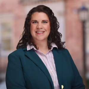 Photo of Heidi McNeilly.